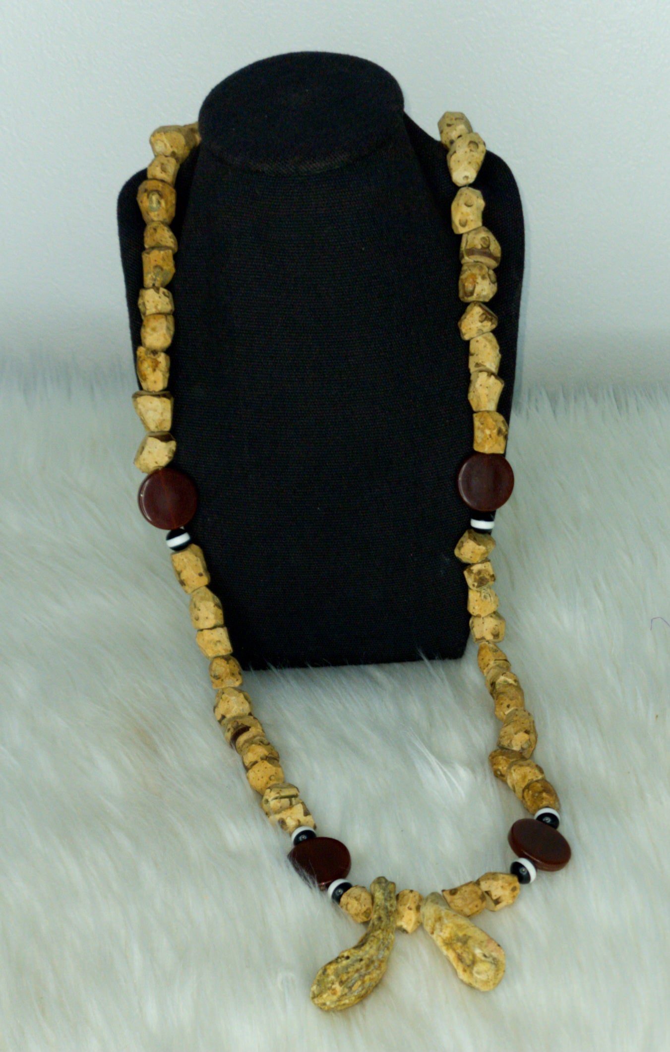 Collier demba Maya Dja